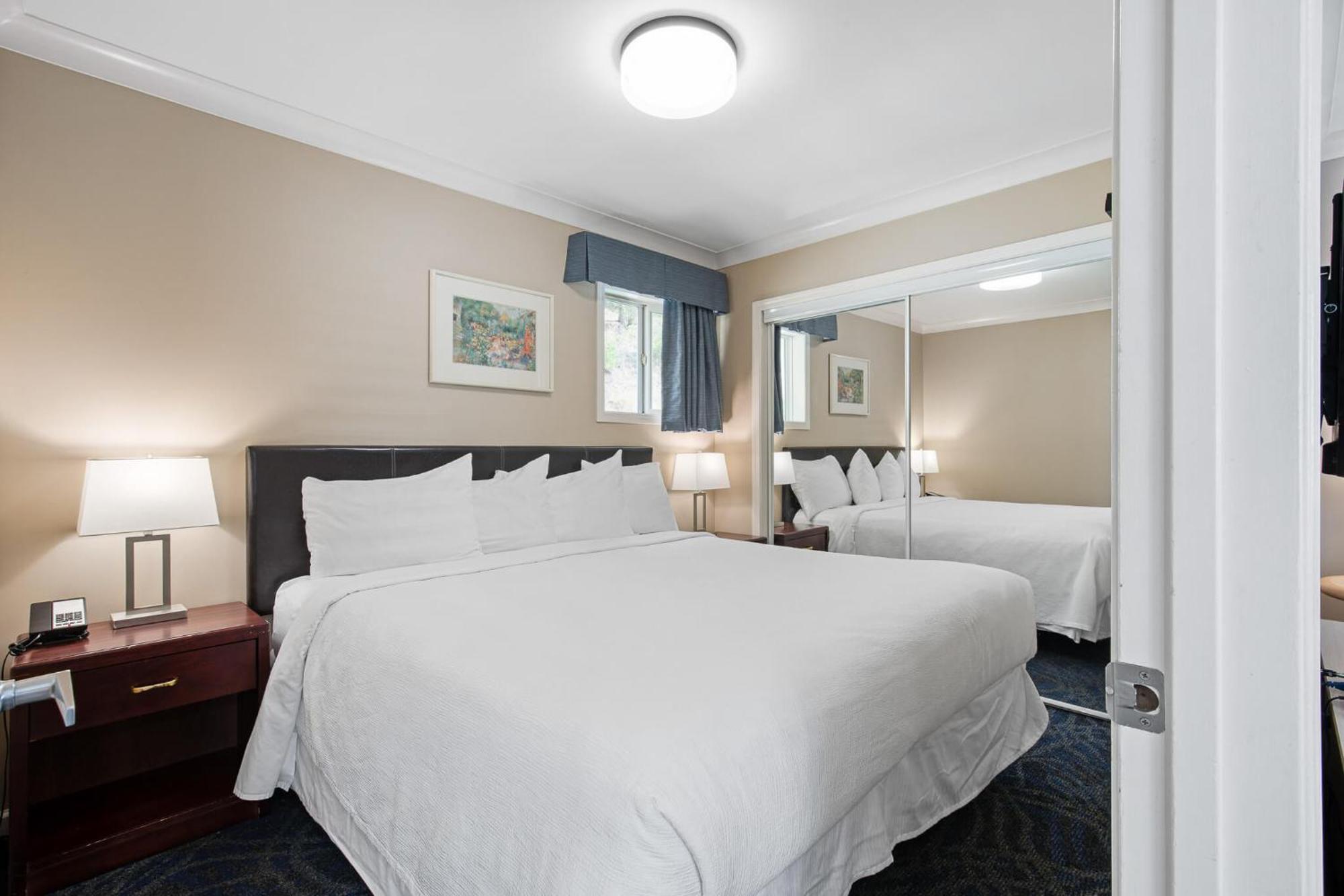 Glenwood Inn & Suites Trail Esterno foto