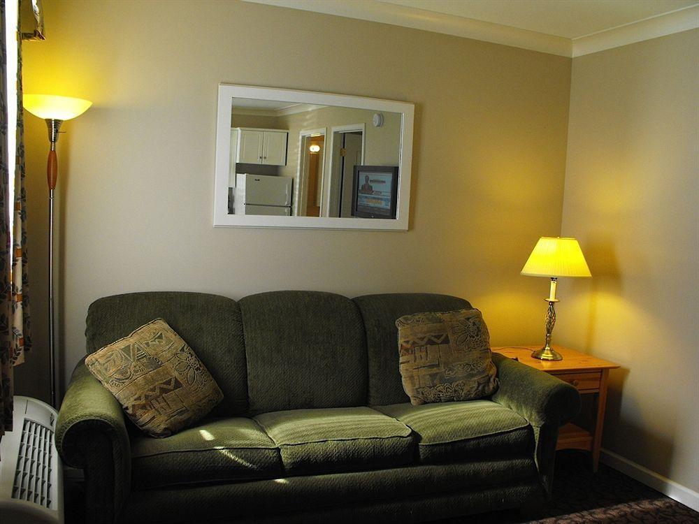 Glenwood Inn & Suites Trail Esterno foto